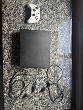 Microsoft Xbox One X 1TB
