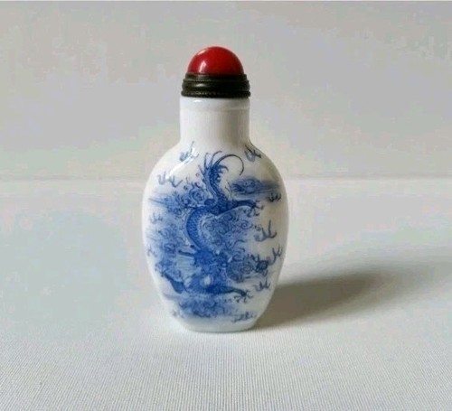 Snuff bottle enameled glass - ,