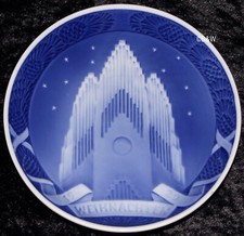 1929 ROYAL COPENHAGEN PIATTO
