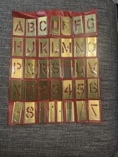 AT Marrone 105 Pezzi Stencil