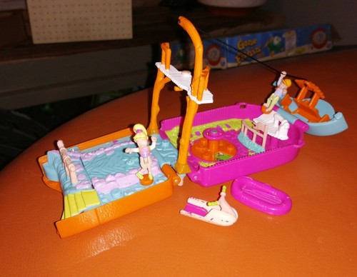 Polly pocket figure - pocket,