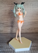 BEACH QUEENS Girls und Panzer