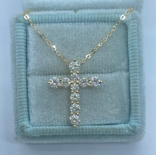 Ciondolo croce tonda diamante