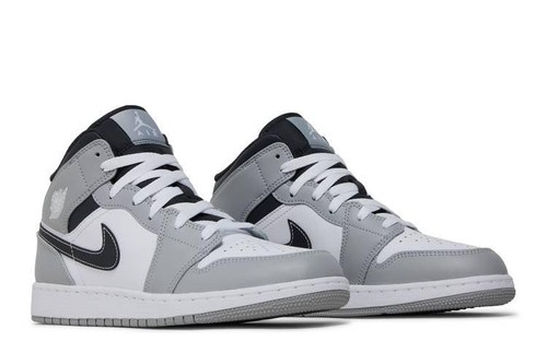 Nuovissimo jordan mid light - jordan, 1