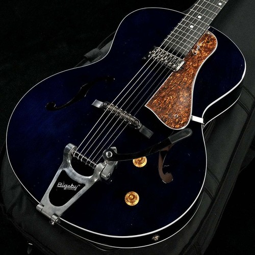 Godin 5th avenue - night, club