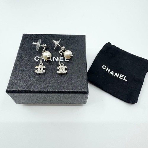 Orecchini chanel catena perle - catena,