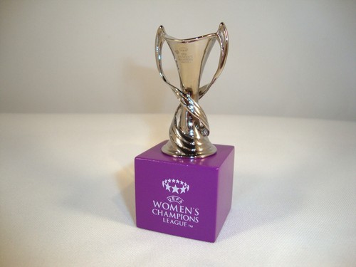 Coppa uefa women champions - coppa,
