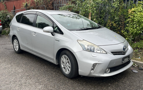 Toyota prius plus import - import,