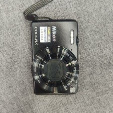 Nikon Coolpix S7000 fotocamera