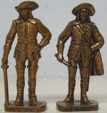 Kinder Metal Soldiers