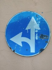 CARTELLO STRADALE FRECCIA