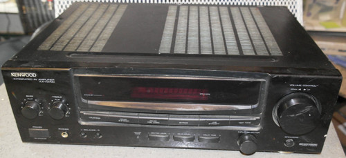Amplificatore integrato - av,