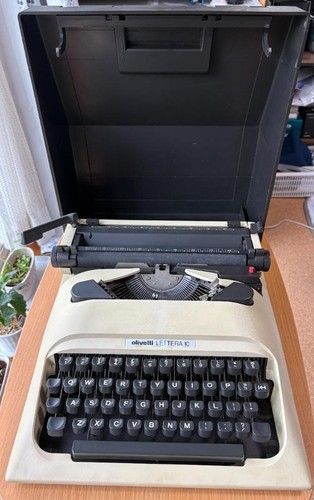Macchina scrivere portatile - macchina, da