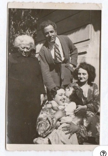 10210 foto famiglia donna - ,