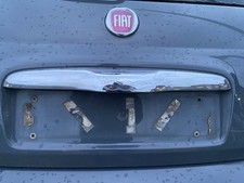 Maniglia sgancio portellone