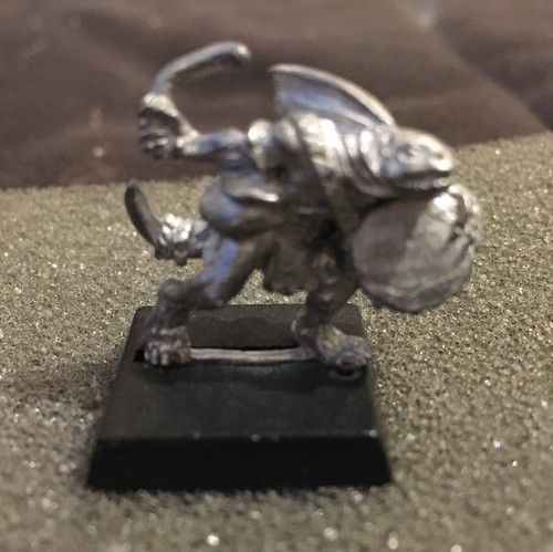 Metal skink command musician - metal,