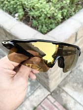 Nuovi occhiali da sole Oakley