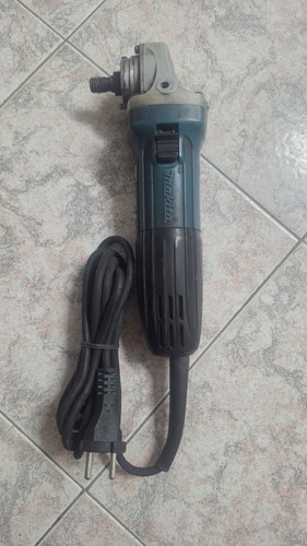 Makita ga5030 720w - 720w, 125mm