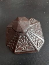 Antico fermacarte in ghisa