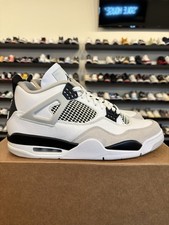 Jordan 4 retro militare nero