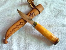 Coltello finlandese Puukko Lapio con fodero in pelle originale circa 17 cm