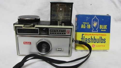 Fotocamera kkodak instamatic - fotocamera,