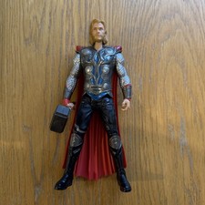 Modellino THOR The Mighty Avenger con martello e mantello 8” Hasbro 2010 da collezione