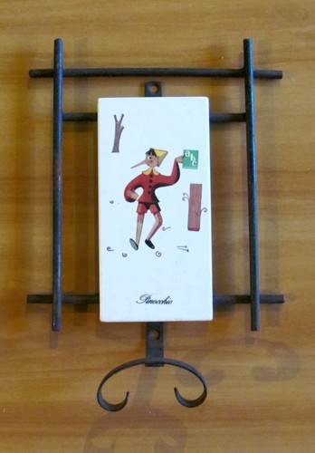 Attaccapanni con pinocchio - con,