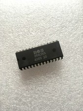 Chip vintage MOS 8580R5 SID