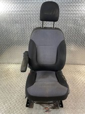 Sedile guida Opel Vivaro 2014