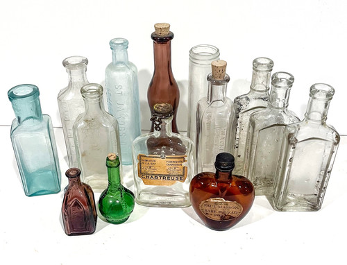 Antique lot glass - of, 14
