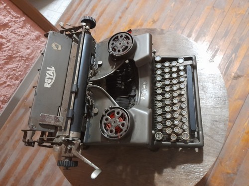 Macchina scrivere - macchina,