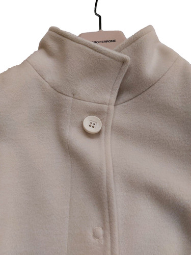 Elegante cappotto bianco