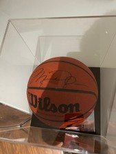 palla basket autografata