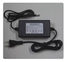 Alimentatore-Adattatore