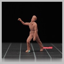 Modellino bambola 1/64 zombie