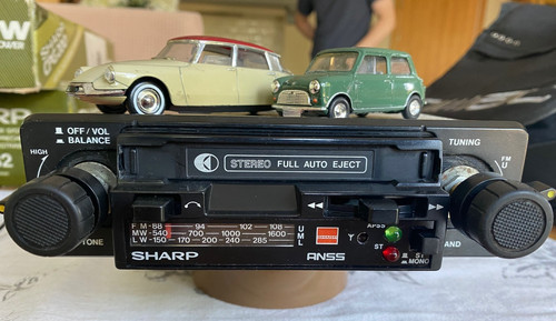 Lettore cassette autoradio