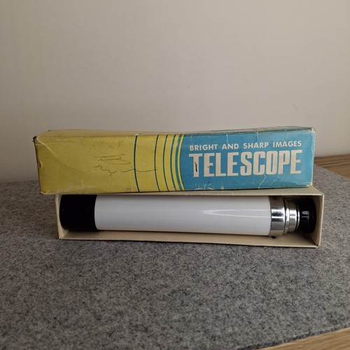 Telescopio vintage giapponese
