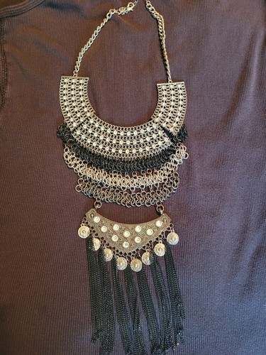 Collana bavaglino collare