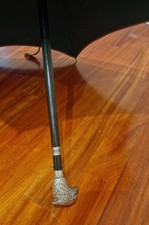 ? OMBRELLO VINTAGE GIANFRANCO FERRÈ  CON MANICO A TESTA DI FAGIANO 