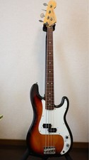 Basso di precisione Fender