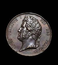 RARE‼️ Médaille - Louis
