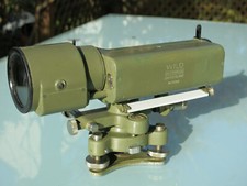 Théodolite  NIVEAU WILD N3