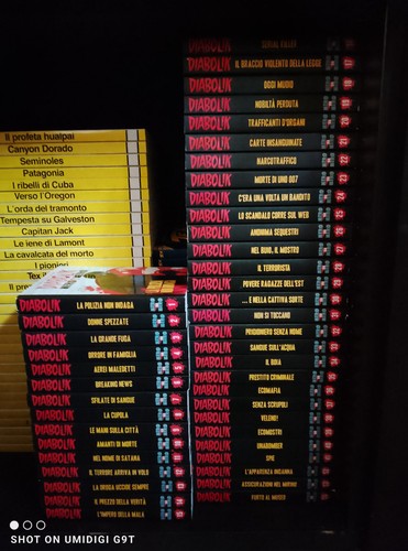 Fumetti diabolik nero - fumetti, su
