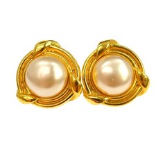 Orecchini Chanel Bottone