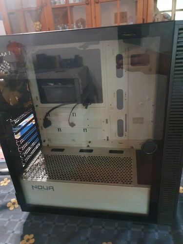 Case gaming noua mid - case,