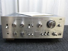 Amplificatore stereo integrato