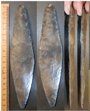 Serie speciale: PERFETTO PUGNALE TIPO 1d. CON BELLA DESQUAMAZIONE.  Neolitico danese