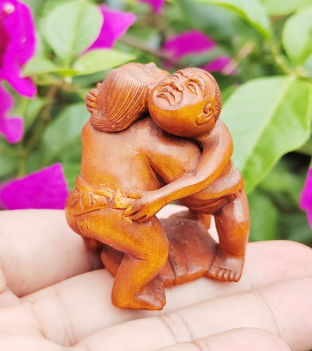 M7433 statuina netsuke in - -,