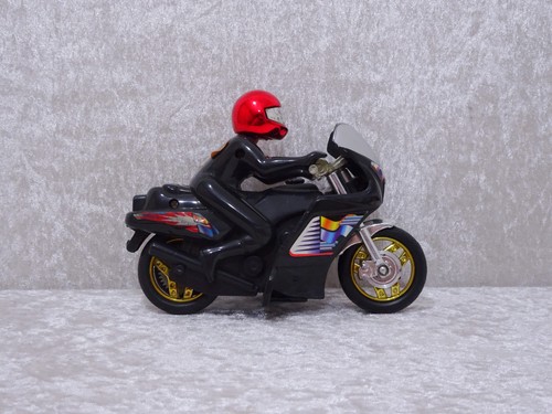 7u7g9z modello moto con - 7u7g9z,